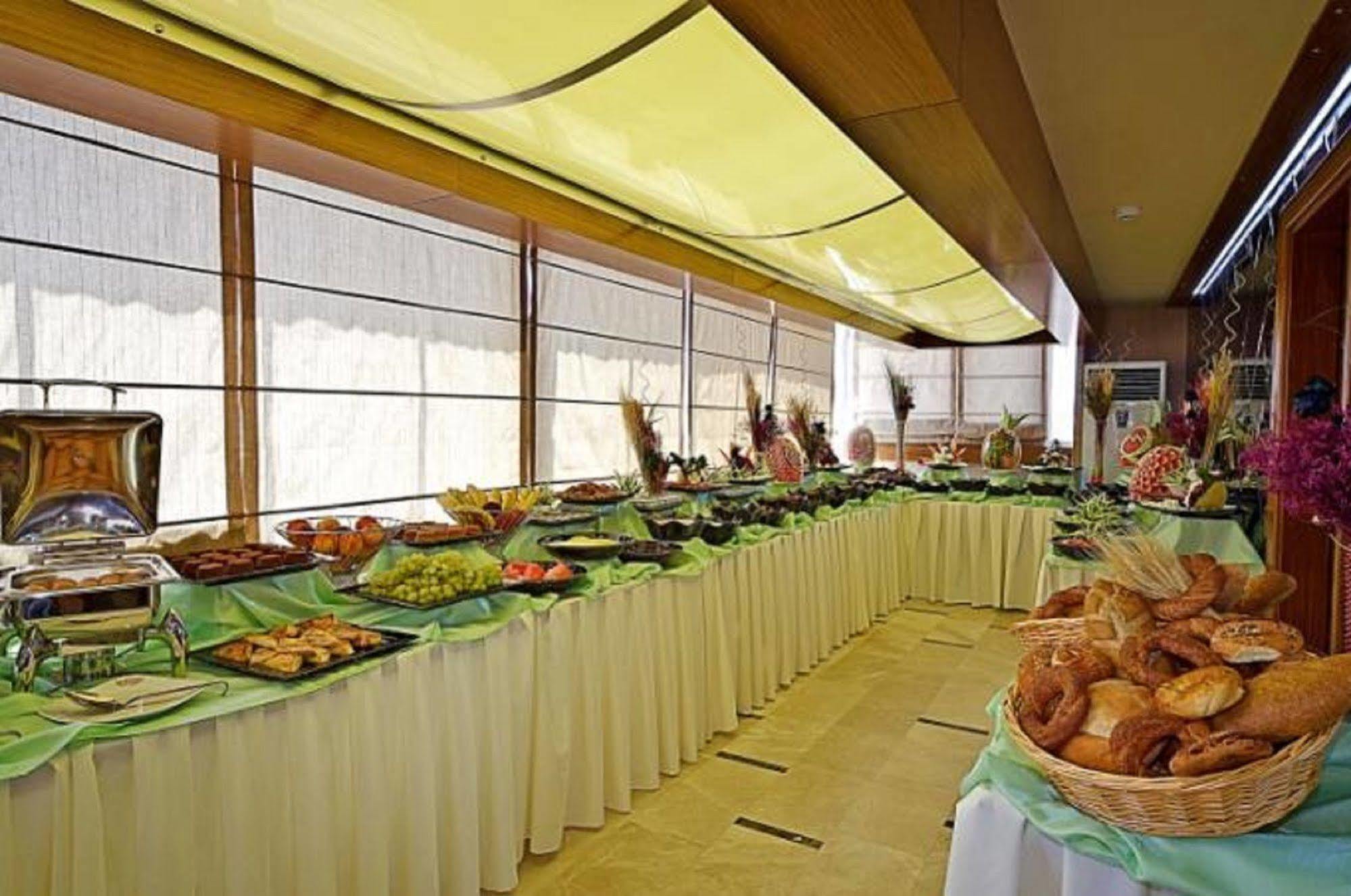Q Hotel Laleli 이스탄불 외부 사진